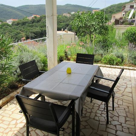Apartments With A Parking Space Rabac, Labin - 2340 المظهر الخارجي الصورة