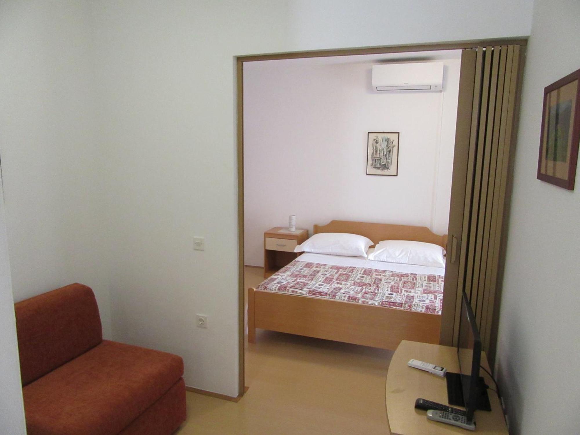 Apartments With A Parking Space Rabac, Labin - 2340 المظهر الخارجي الصورة