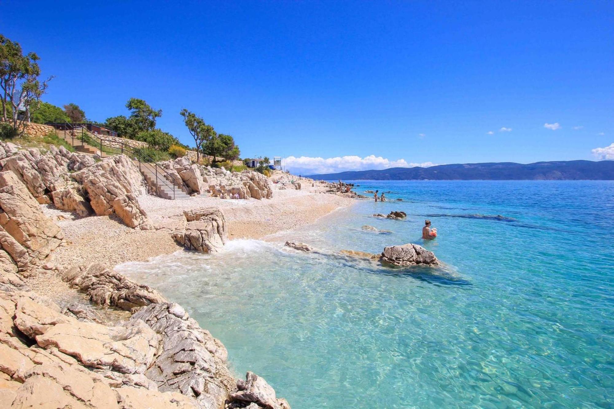 Apartments With A Parking Space Rabac, Labin - 2340 المظهر الخارجي الصورة